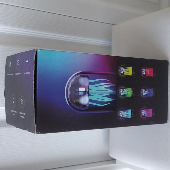 Bluetooth Speaker Mechanical Motion Jellyfish Lights - Picture 11 of 16